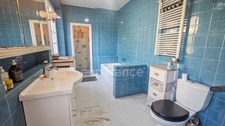 A vendre, FONTAINE LA RIVIERE (91) magnifique appartement 4 pièces, 2 terrasses, terrains clos et piscine dans copropriété haut de gamme. 