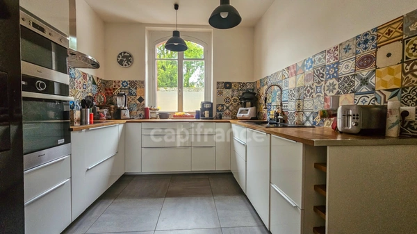 Propriété à vendre 10 pièces sur terrain clos de murs en pierre MORIGNY CHAMPIGNY (91)