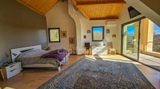 A vendre, propriété LE VAL SAINT GERMAIN (91), 21 pièces, piscine, hammam, ascenseur, garage 11 véhicules... Terrain de 9231m². 