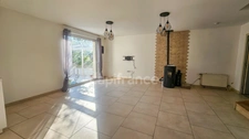 A vendre 6 pièces MORIGNY-CHAMPIGNY (91) maison sur sous-sol total en bon état sur terrain clos de 1961 m². 