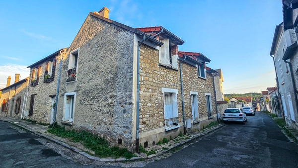 Appartement T1 en bon état avec place de parking privative à vendre 1 pièces ETRECHY (91)