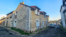 Appartement en bon état avec place de parking privative à vendre 2 pièces ETRECHY (91)
