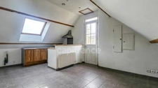 Maison composé de 2 appartements, jardins, caves et places de parking, à vendre SACLAS (91)