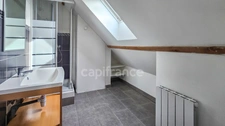 Maison composé de 2 appartements, jardins, caves et places de parking, à vendre SACLAS (91)