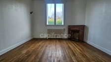 Maison composé de 2 appartements, jardins, caves et places de parking, à vendre SACLAS (91)