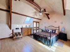 Maison de charme dans un hameau calme (37)
