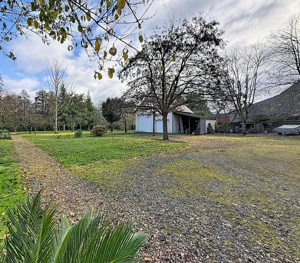 Terrain à vendre  LA MEMBROLLE SUR CHOISILLE (37)