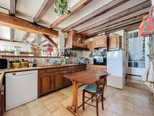 Maison de charme dans un hameau calme (37)