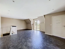 Maison à vendre 7 pièces avec ascenseur.