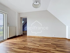 Maison 88 m2, 3 chambres, garage et jardin