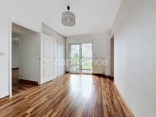 Maison 88 m2, 3 chambres, garage et jardin