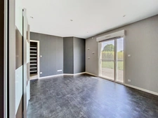 Maison à vendre 7 pièces avec ascenseur.
