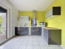 Maison 88 m2, 3 chambres, garage et jardin