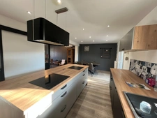 Secteur du Château de  CHEVIGNY SAINT SAUVEUR (21 Côte d'or) Grande maison confortable- 