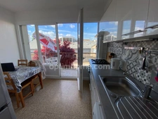 DIJON CENTRE-VILLE-- Appartement de 46 m2 au 1er étage  avec balcon  à 2 pas du groupe scolaire Saint -Joseph/Facs