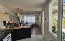 Maison de ville lumineuse avec garage - 107 m2- LAVAL- RIVE DROITE (53)