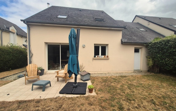 Maison 4 chambres – Aucun travaux – Jardin sans vis-à-vis – Laval