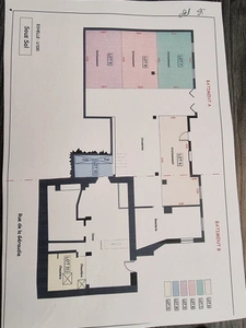 Building for sale in Corrèze (19): commercial premises and 3 apartments + covered parking
