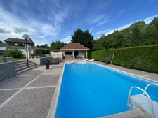 Maison de charme avec piscine sur terrain de 4 618 m2