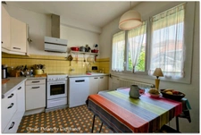 Maison à vendre 3 chambres, potentiel 4, garage, jardin, vue Pyrénées à Viella (32)