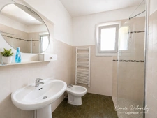 Maison d'architecte, 5 chambres, piscine, dépendances et parc arboré de plus de 3 600 m² à AIRE SUR L'ADOUR (40)