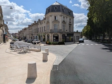 À vendre – Fonds de commerce de restauration avec logement inclus – Emplacement N°1 à Fontenay-le-Comte (85)