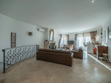 Maison à vendre 10 pièces LE VAL (83)