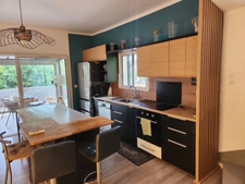 Renovated villa with sea view for sale in Les Issambres (83)