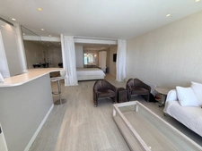 2-room apartment for sale in Cannes (06) with panoramic sea view