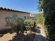 House for sale, 5 rooms, LES ISSAMBRES (83)