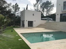 Contemporary house for sale in SAINT RAPHAEL (83)