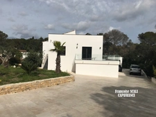 Contemporary house for sale in SAINT RAPHAEL (83)