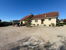 Maison de plain-pied 113 m² - 4 chambres avec fort potentiel à Tronchy