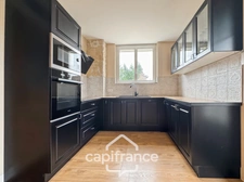 Maison à vendre 11 pièces SAINT GERMAIN DU PLAIN (71)