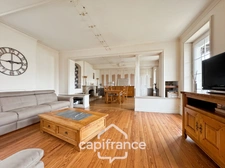 Maison à vendre 11 pièces SAINT GERMAIN DU PLAIN (71)