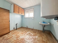 Maison de plain-pied 113 m² - 4 chambres avec fort potentiel à Tronchy
