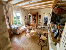 Maison à vendre 6 pièces  (56)