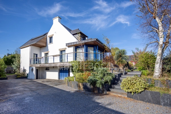 Maison à vendre 10 pièces  (56)