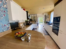 Maison à vendre 7 pièces  ()