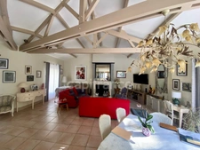 Maison à vendre 7 pièces  ()