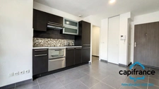 Dpt Isère (38), à louer AOSTE appartement T2 rénové en centre village