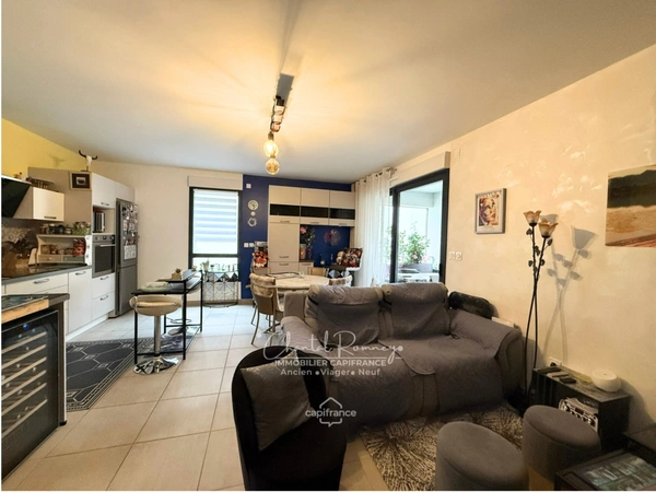 VIAGER OCCUPÉ - À vendre appartement 4 pièces - LA RICHE (37)
