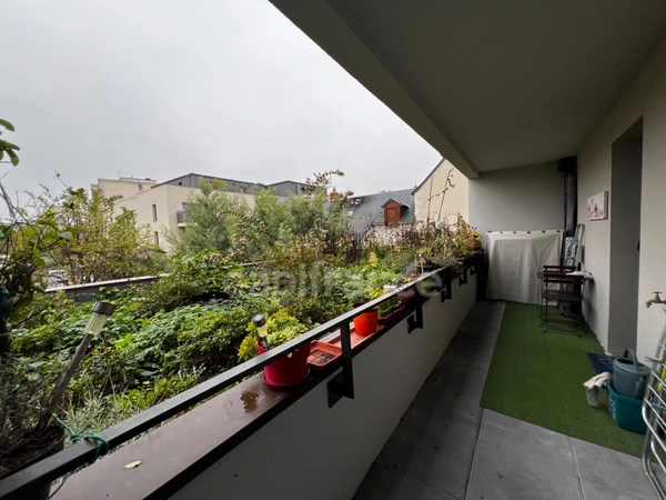 VIAGER OCCUPÉ - À vendre appartement 4 pièces - LA RICHE (37)