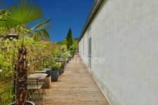 Maison individuelle de type loft dans un secteur prisé