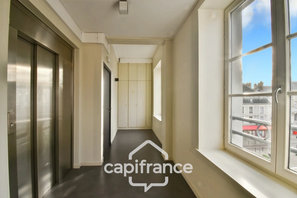 Appartement 3 pièces duplex – Dernier étage – Cœur historique de Saint-Omer