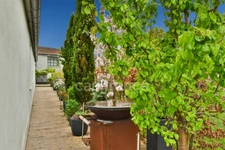 Maison individuelle de type loft dans un secteur prisé