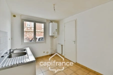 Appartement duplex avec entrée privative – esprit maison – calme et luminosité