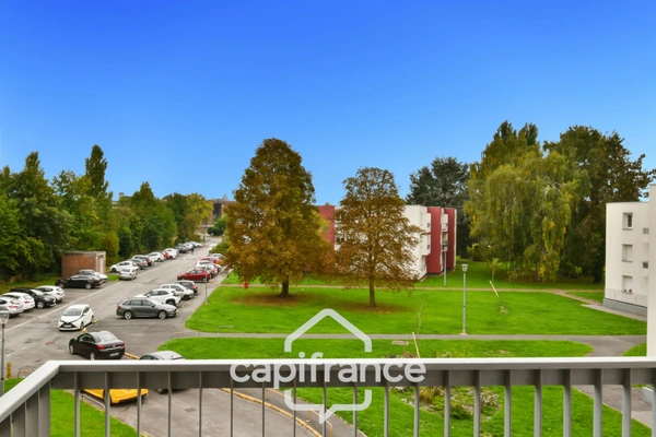 Appartement T4 lumineux avec balcon, et stationnement privatif