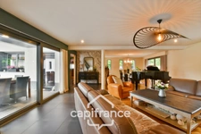 Exceptional villa in COUDEKERQUE Village near the Golf Course