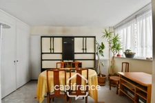 Appartement lumineux avec vue dégagée – Résidence sécurisée avec gardien